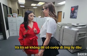 Thanh niên chuyên săn gái ngon hám tiền về chụp ảnh sex rồi chịch