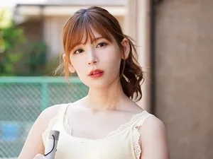 Phụ nữ trẻ là những người có súng tốt nhất. Họ không chỉ có thân hình đẹp mà còn rất gợi cảm.